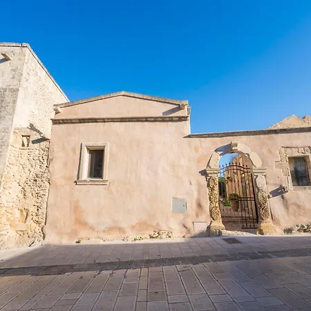 Historia - Dimore In Corte